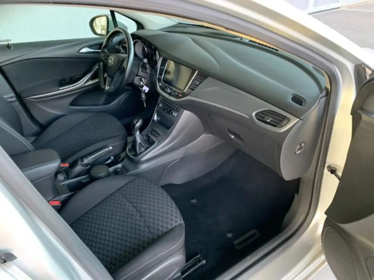 Opel Astra Station Wagon usata a Trieste (8)