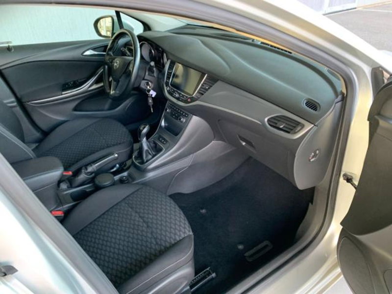 Opel Astra Station Wagon usata a Trieste (8)