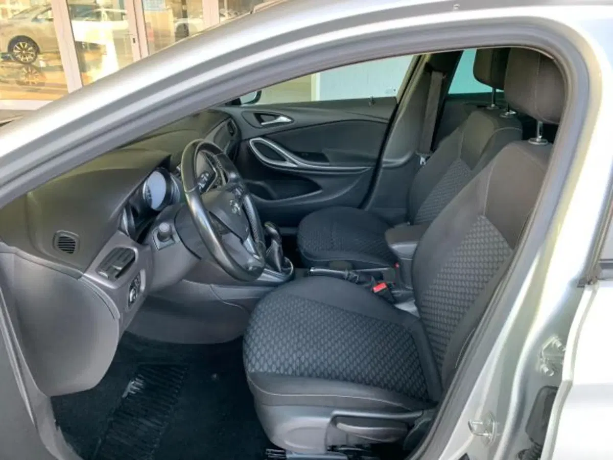 Opel Astra Station Wagon usata a Trieste (10)