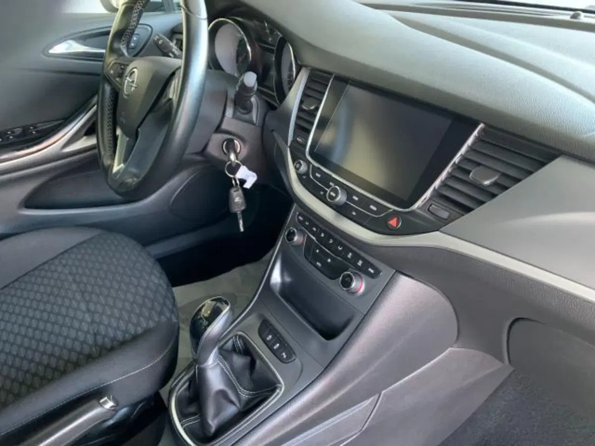 Opel Astra Station Wagon usata a Trieste (7)