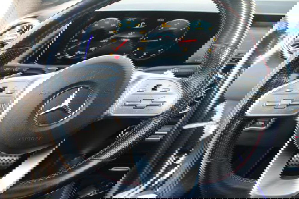 Mercedes-Benz GLB usata a Lecce (11)