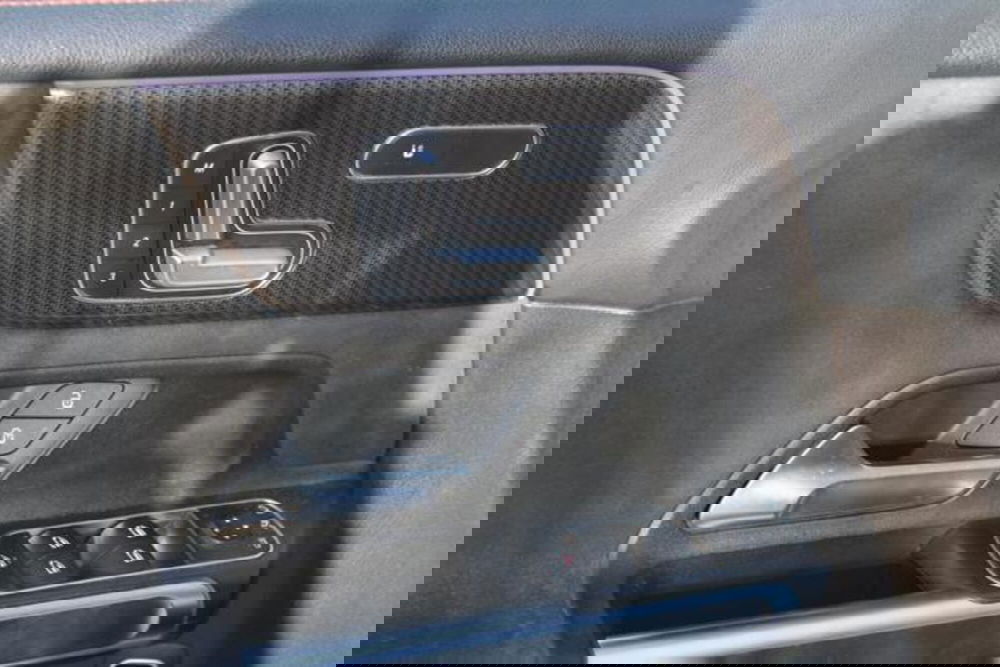 Mercedes-Benz GLB usata a Lecce (7)