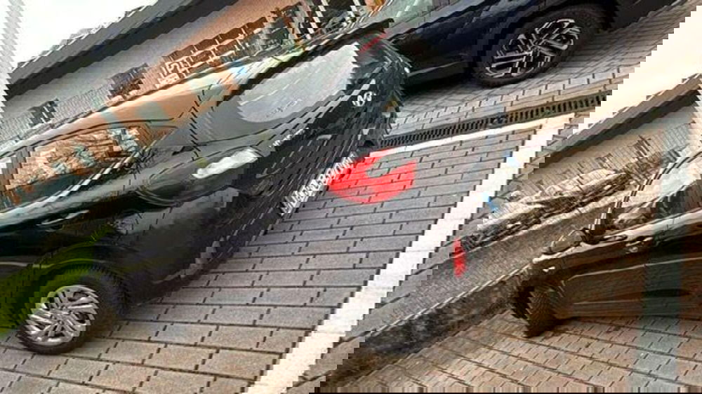 Hyundai i10 usata a Verbano Cusio Ossola (3)