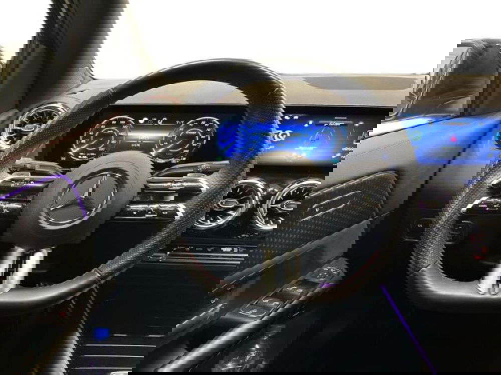 Mercedes-Benz EQA usata a Verona (11)