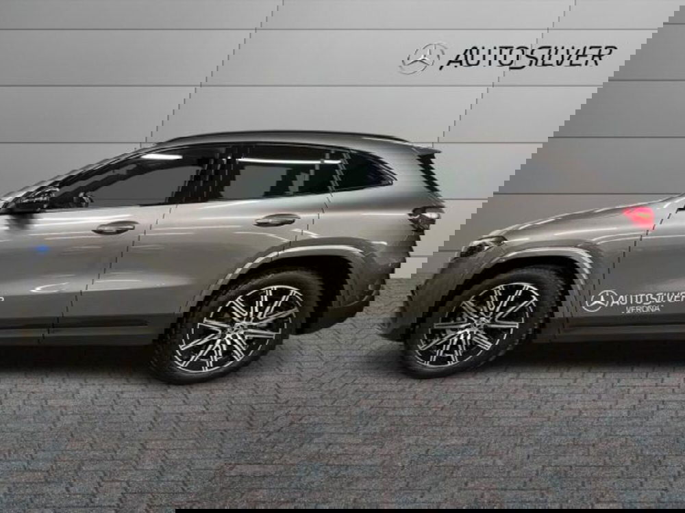 Mercedes-Benz EQA usata a Verona (6)