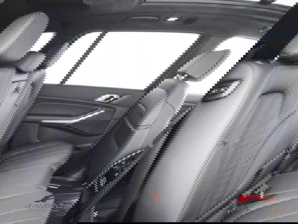 BMW X7 nuova a Perugia (11)