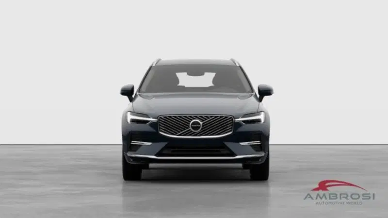 Volvo XC60 nuova a Perugia