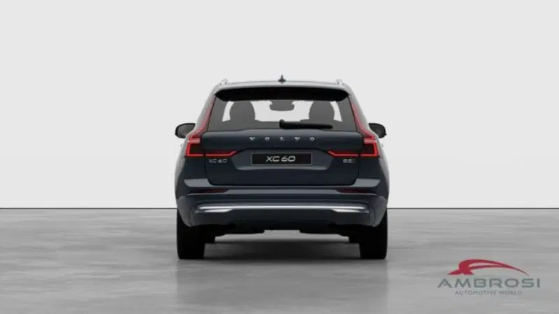Volvo XC60 nuova a Perugia (2)