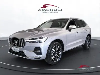 Volvo XC60 2.0 b5 mhev Plus Bright awd auto nuova a Corciano