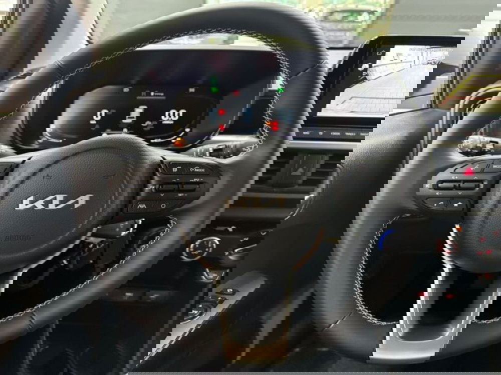 Kia Picanto nuova a Catania (18)