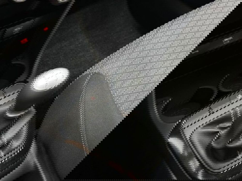 Kia Picanto nuova a Catania (8)