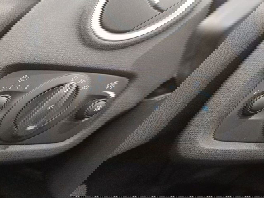 Ford Fiesta usata a Catania (18)