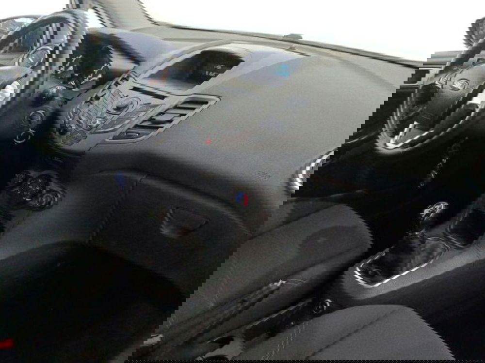 Ford Fiesta usata a Catania (9)