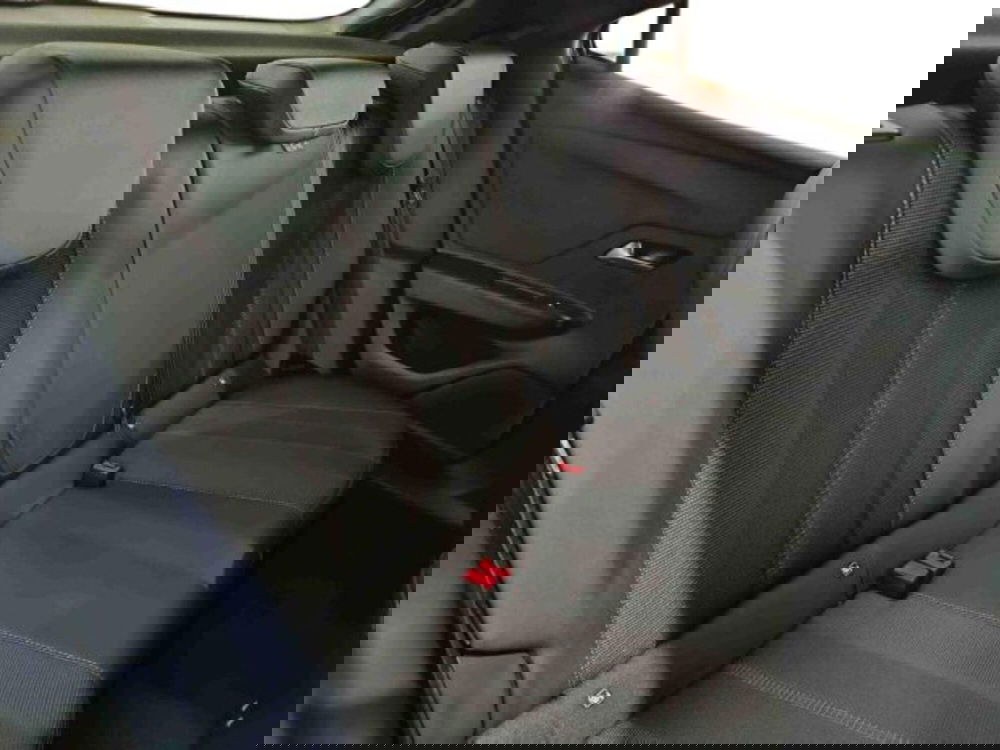 Opel Mokka nuova a Catania (11)