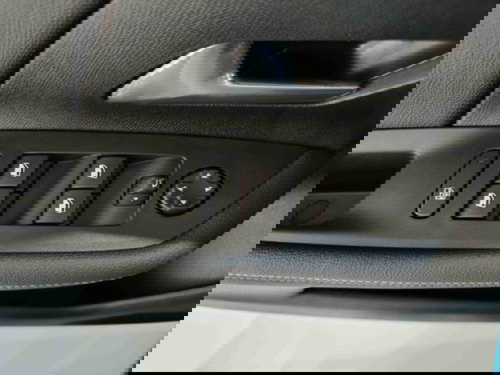 Opel Mokka nuova a Catania (19)