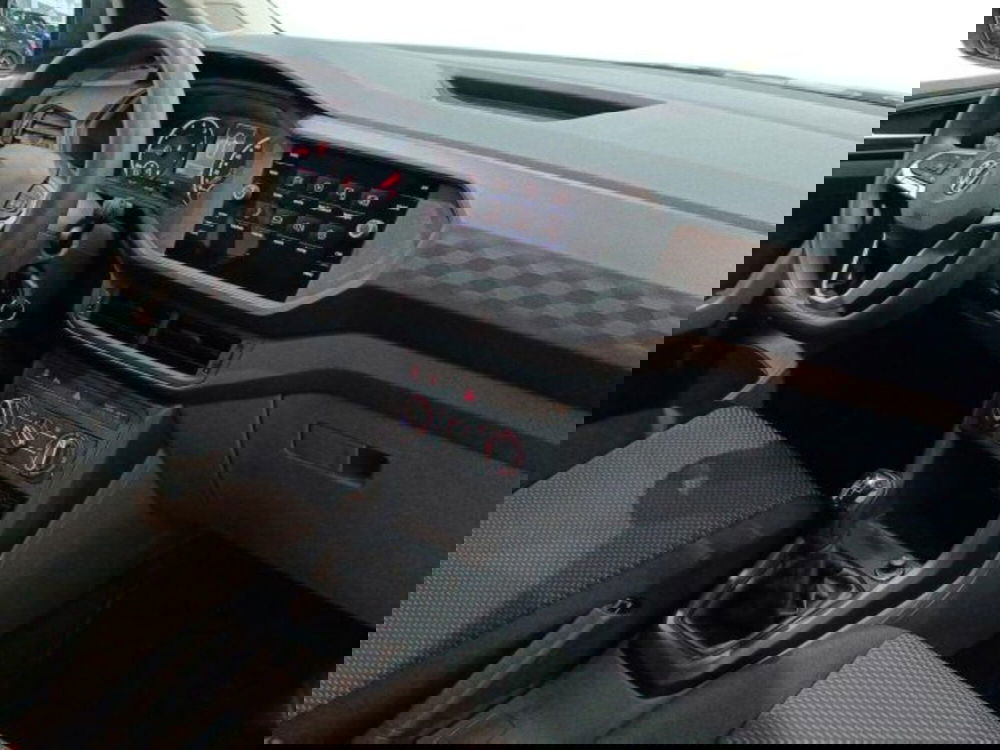 Volkswagen T-Cross usata a Catania (9)