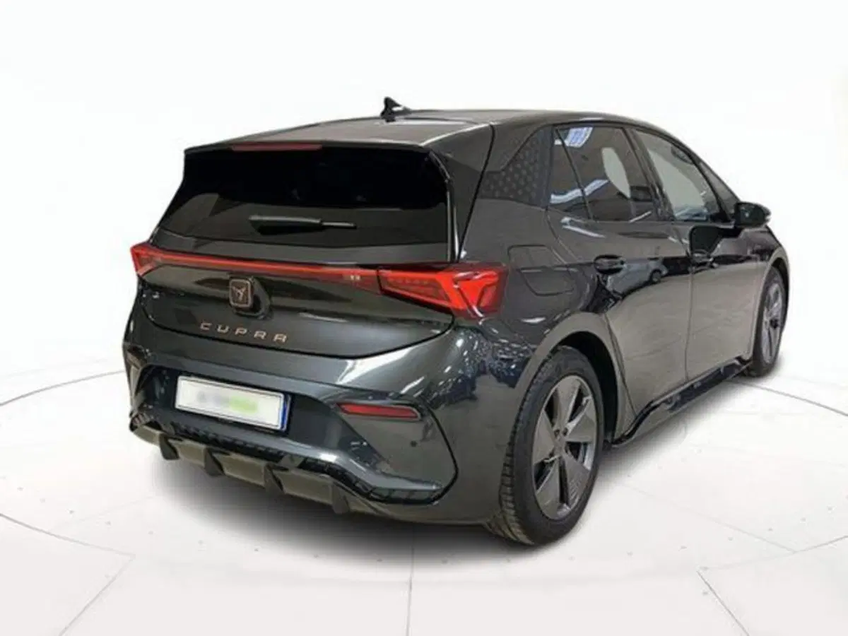 Cupra Born usata a Vicenza (4)