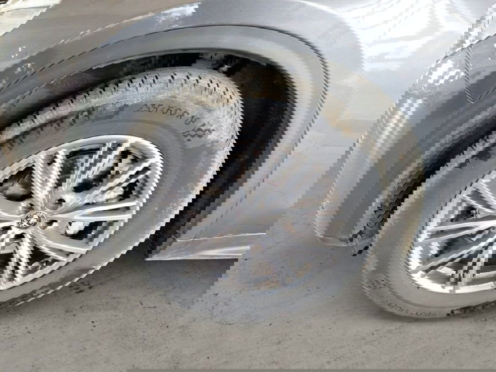 Alfa Romeo Stelvio usata a Salerno (20)