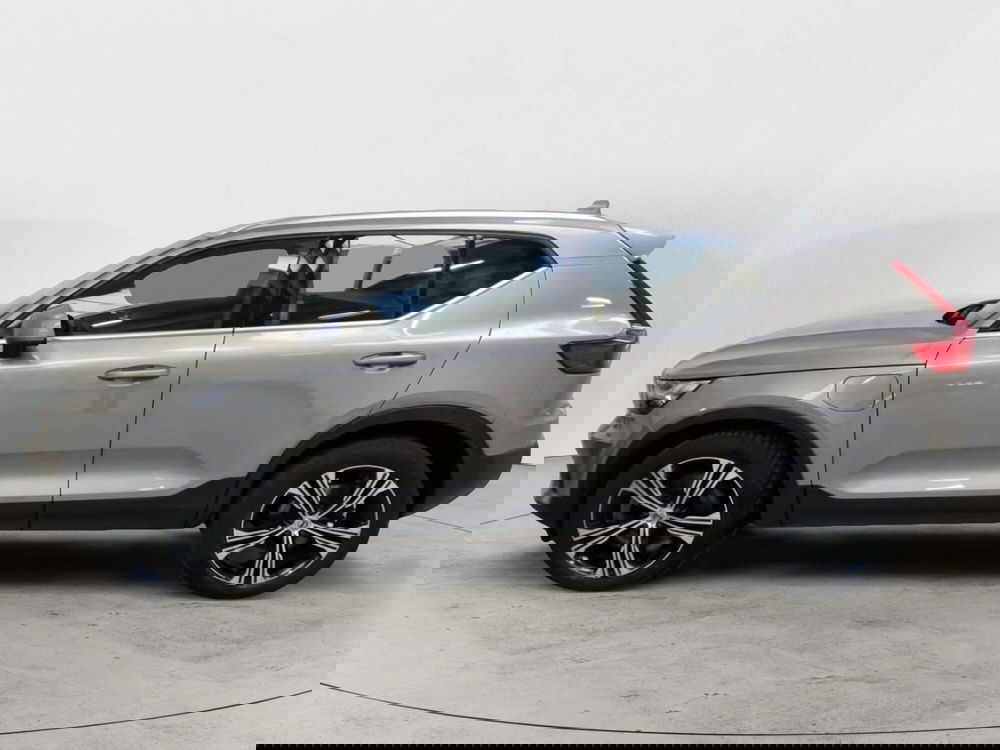 Volvo XC40 usata a Salerno (4)