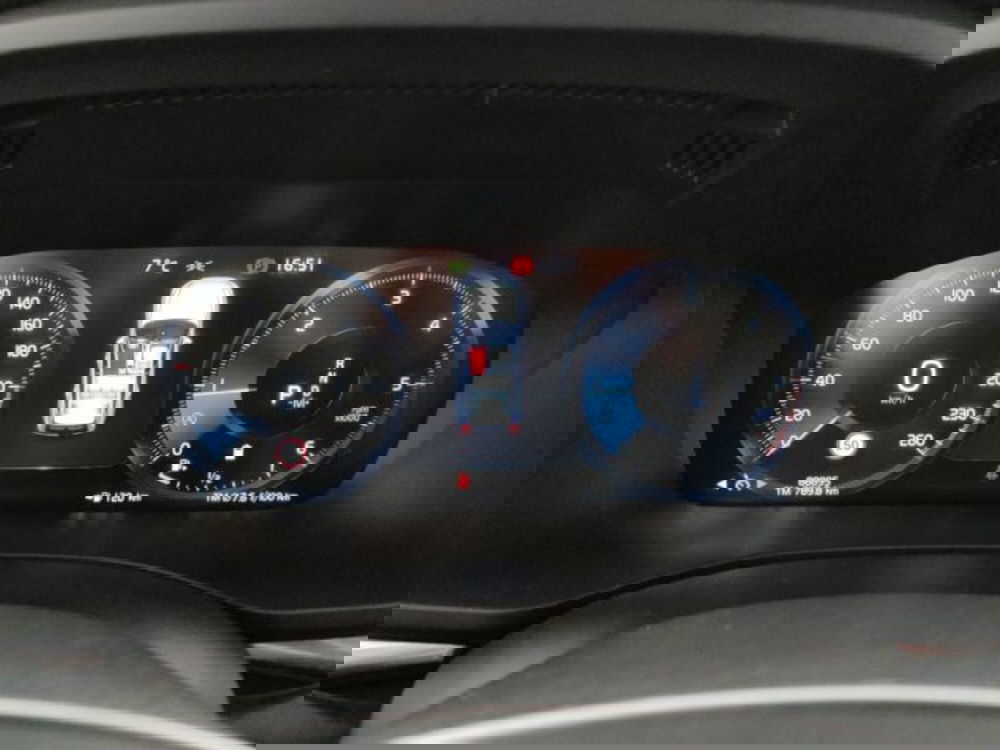 Volvo XC60 usata a Modena (12)