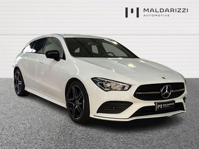 Mercedes-Benz CLA Shooting Brake 200 d AMG Line Premium Plus auto del 2023 usata a Bari