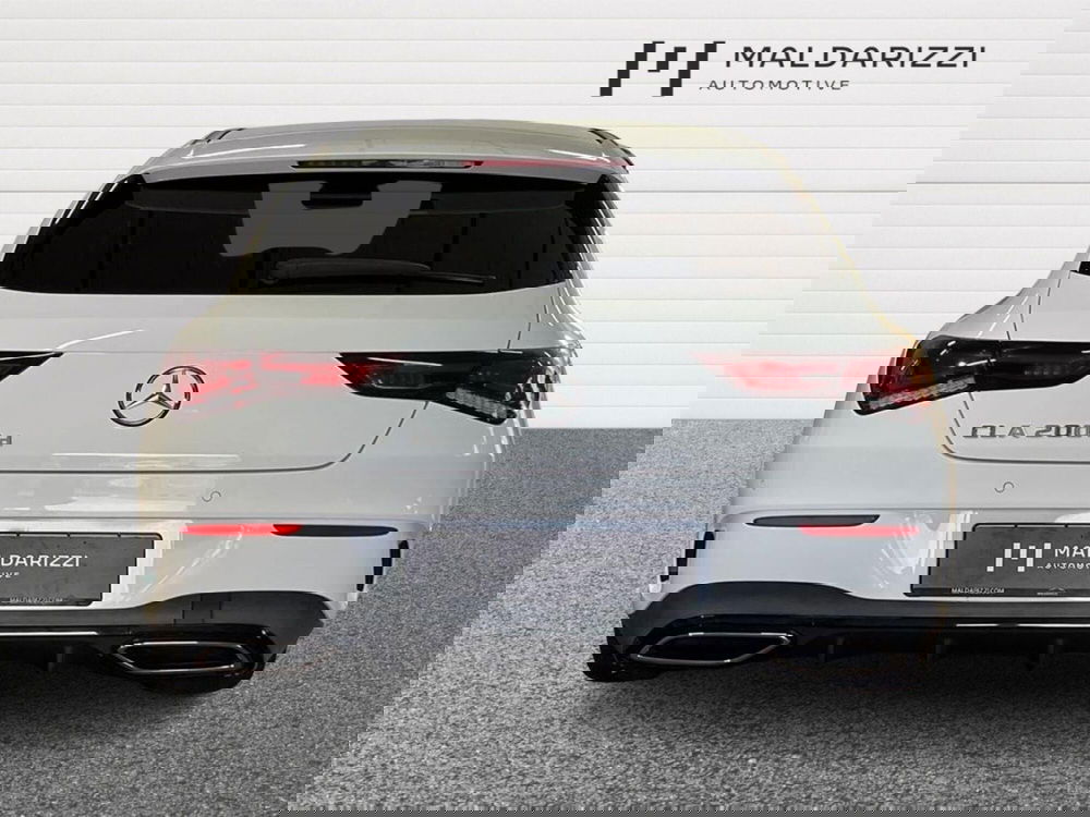 Mercedes-Benz CLA Shooting Brake usata a Bari (3)