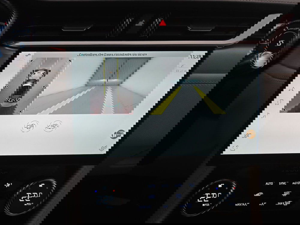 Jaguar F-Pace usata a Alessandria (16)