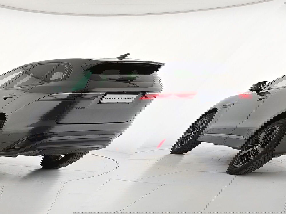 Jaguar F-Pace usata a Alessandria (4)