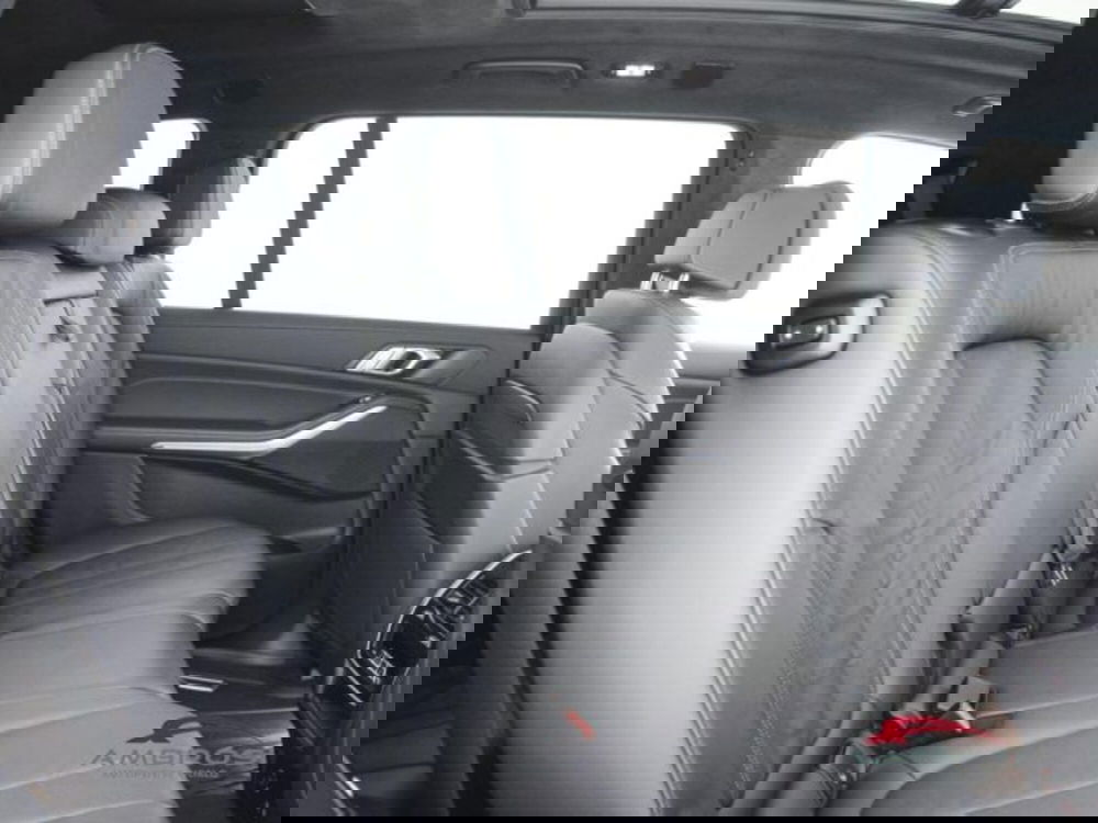 BMW X7 nuova a Perugia (11)