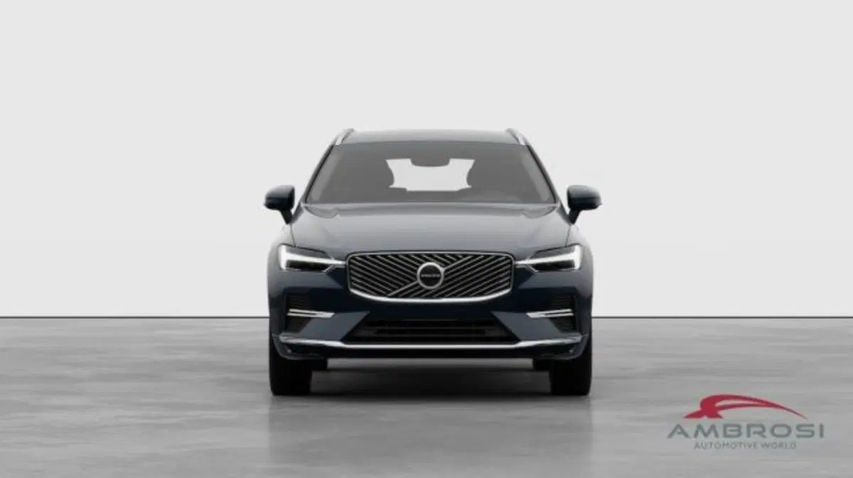 Volvo XC60 nuova a Perugia