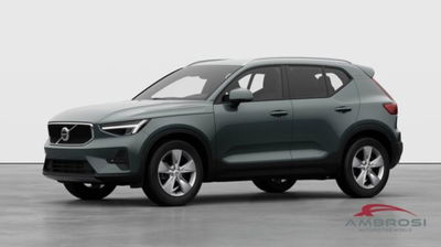 Volvo XC40 B3 automatico Core nuova a Corciano