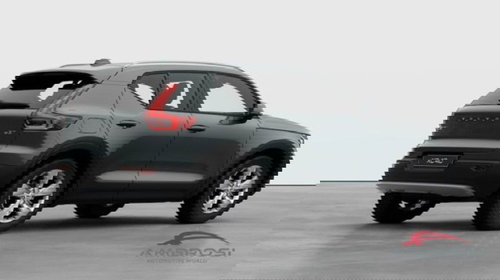 Volvo XC40 nuova a Perugia (4)