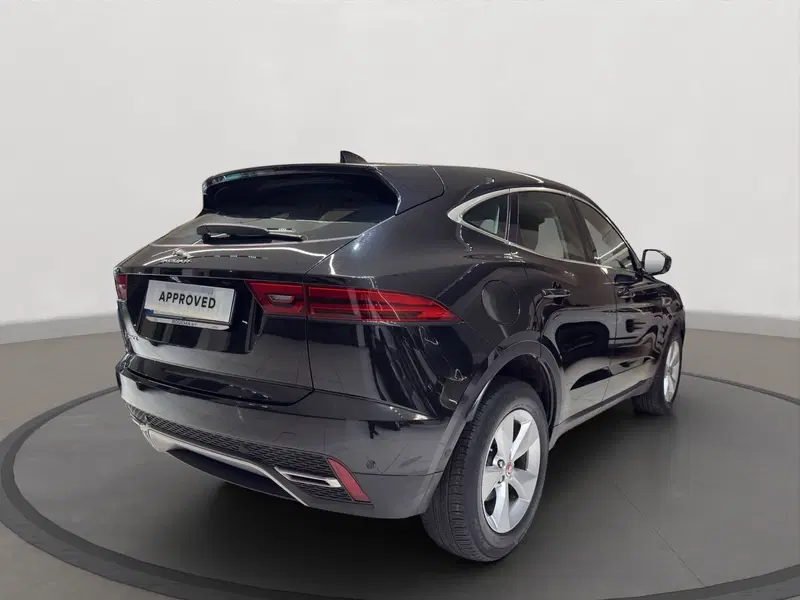 Jaguar E-Pace usata a Latina (2)