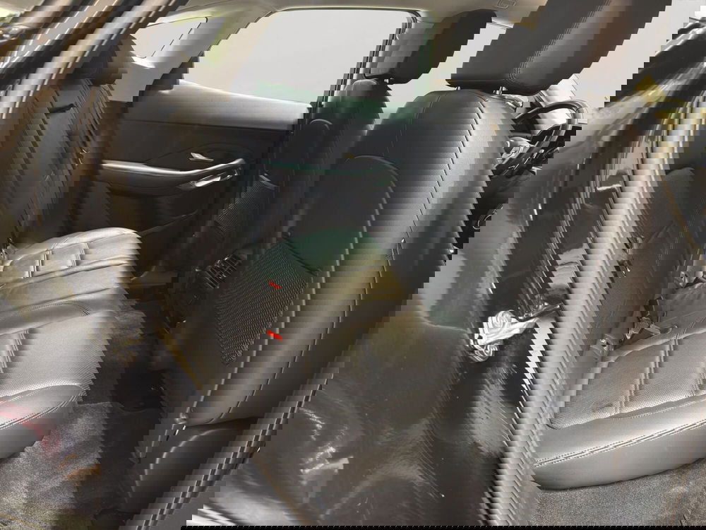 Jaguar E-Pace usata a Latina (5)
