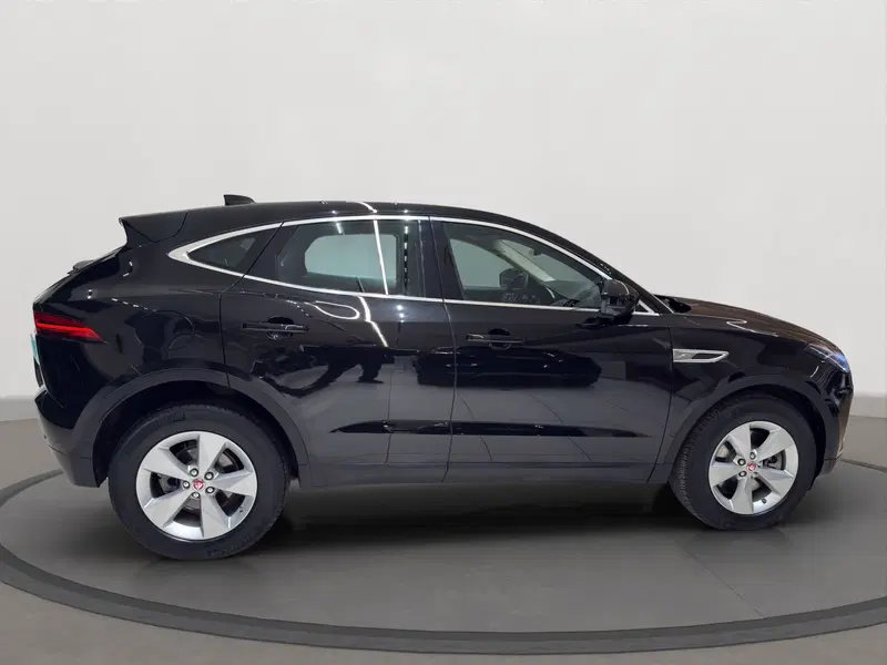Jaguar E-Pace usata a Latina (6)