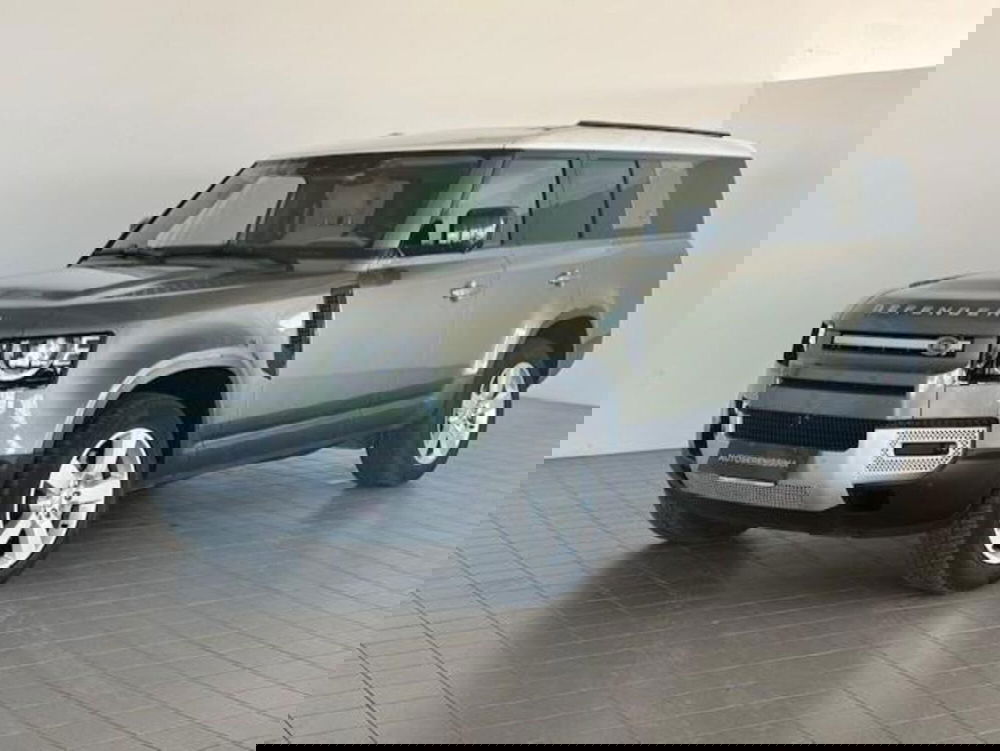 Land Rover Defender usata a Venezia