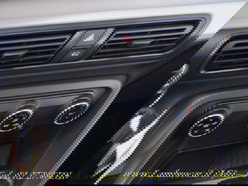 Citroen C3 Aircross nuova a Milano (14)