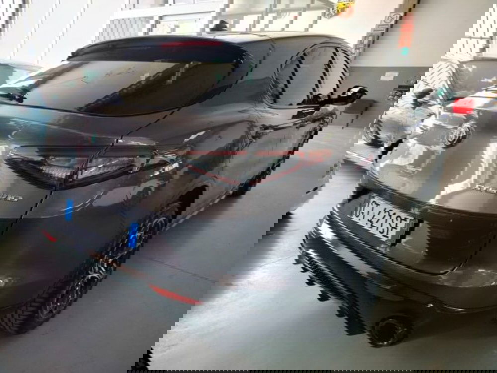 Alfa Romeo Stelvio usata a Forlì-Cesena (9)