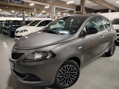 Lancia Ypsilon 1.0 FireFly 5 porte S&amp;S Hybrid Ecochic UnYca del 2024 usata a Cesena