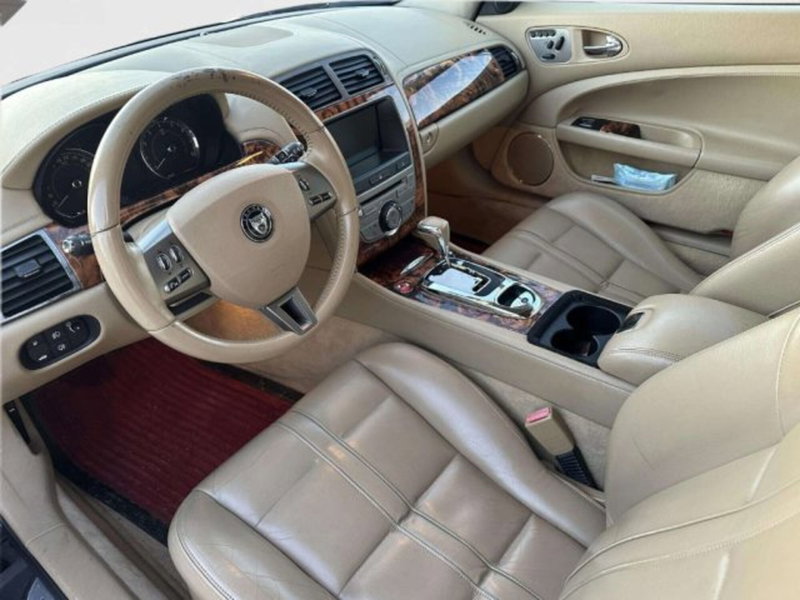 Jaguar XK usata a Siena (10)