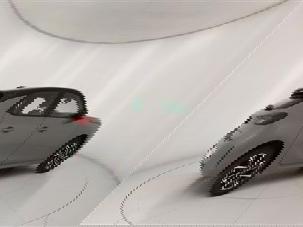 Opel Corsa nuova a Bari (8)