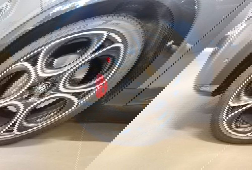 Alfa Romeo Tonale usata a Modena (11)