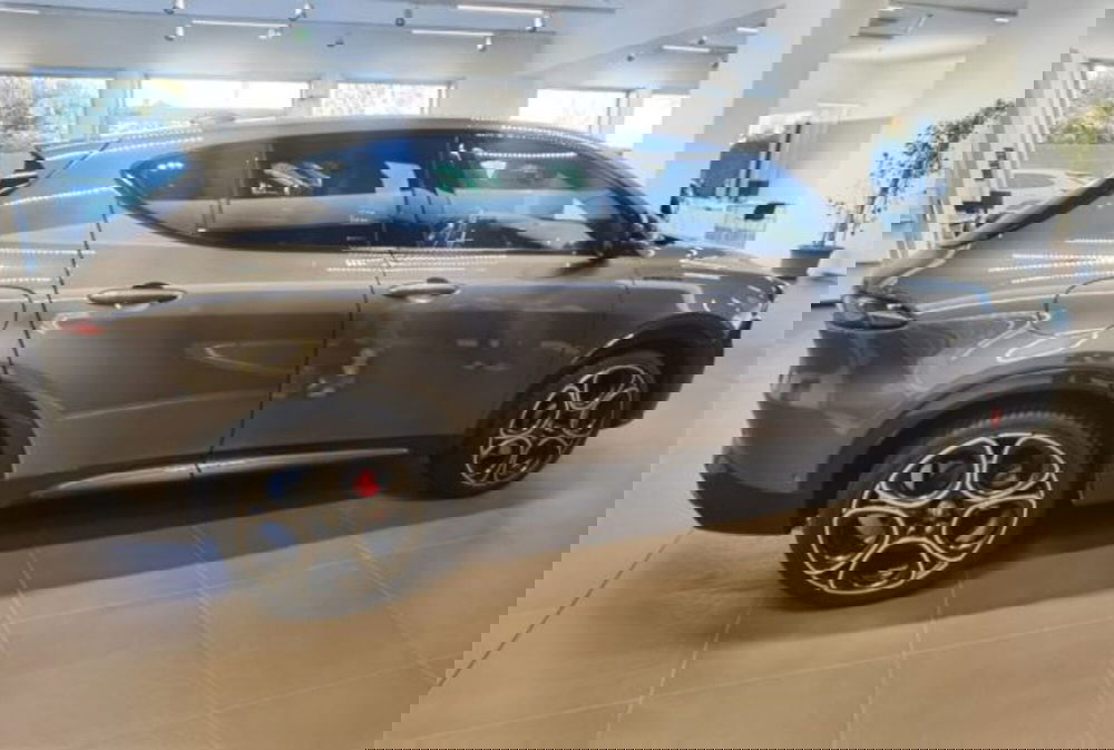 Alfa Romeo Tonale usata a Modena (7)