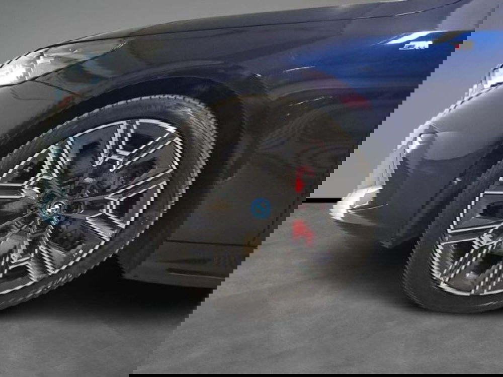 BMW i5 Touring usata a Verona (5)