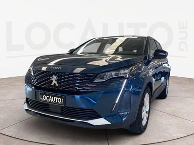 Peugeot 5008 1.2 puretech t Active Pack s&amp;s 130cv del 2022 usata a Torino
