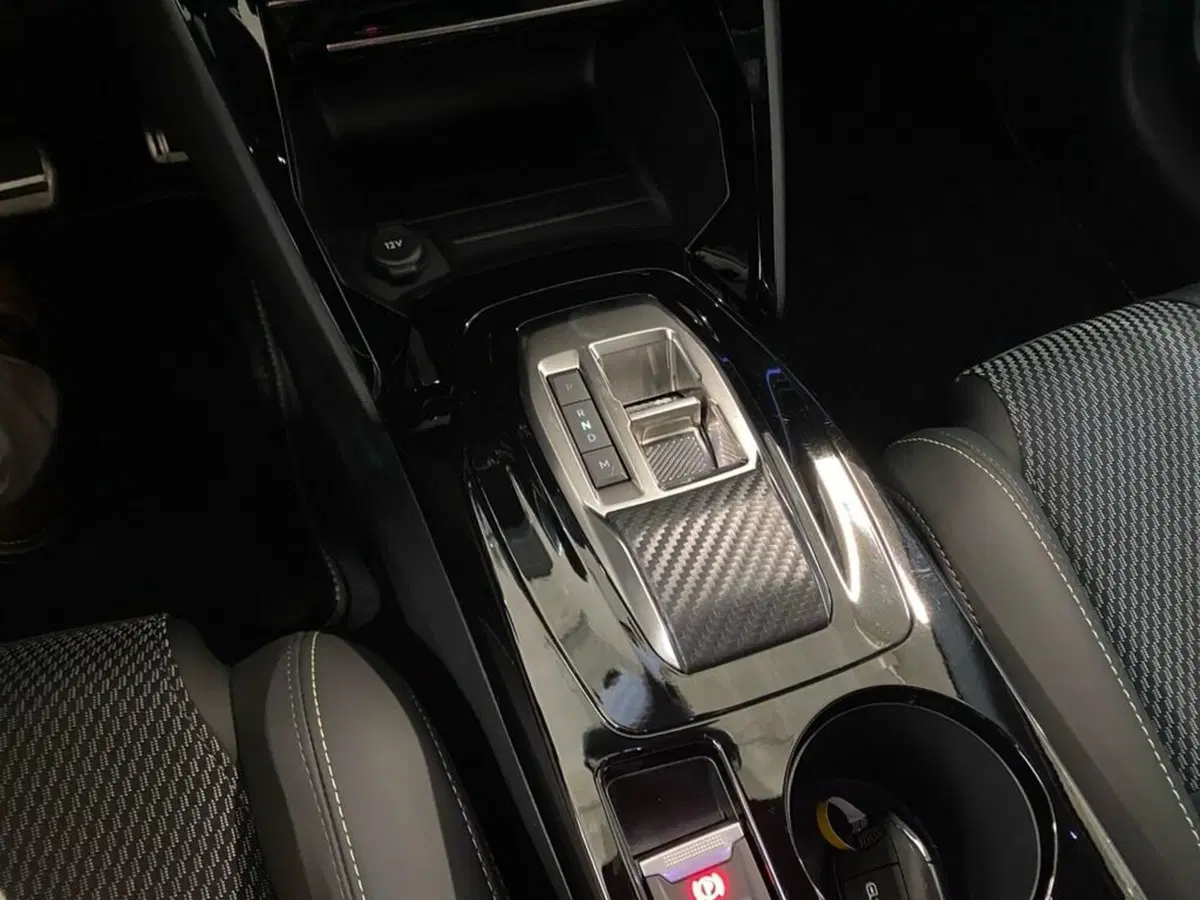 Peugeot 208 nuova a Torino (12)