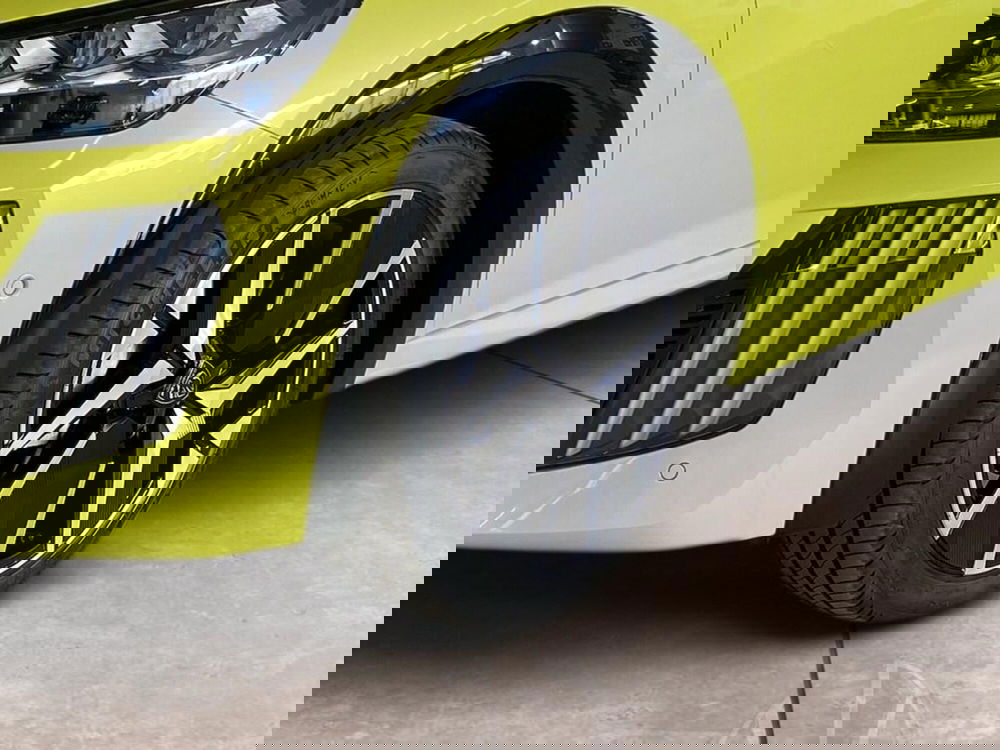 Peugeot 208 nuova a Torino (15)