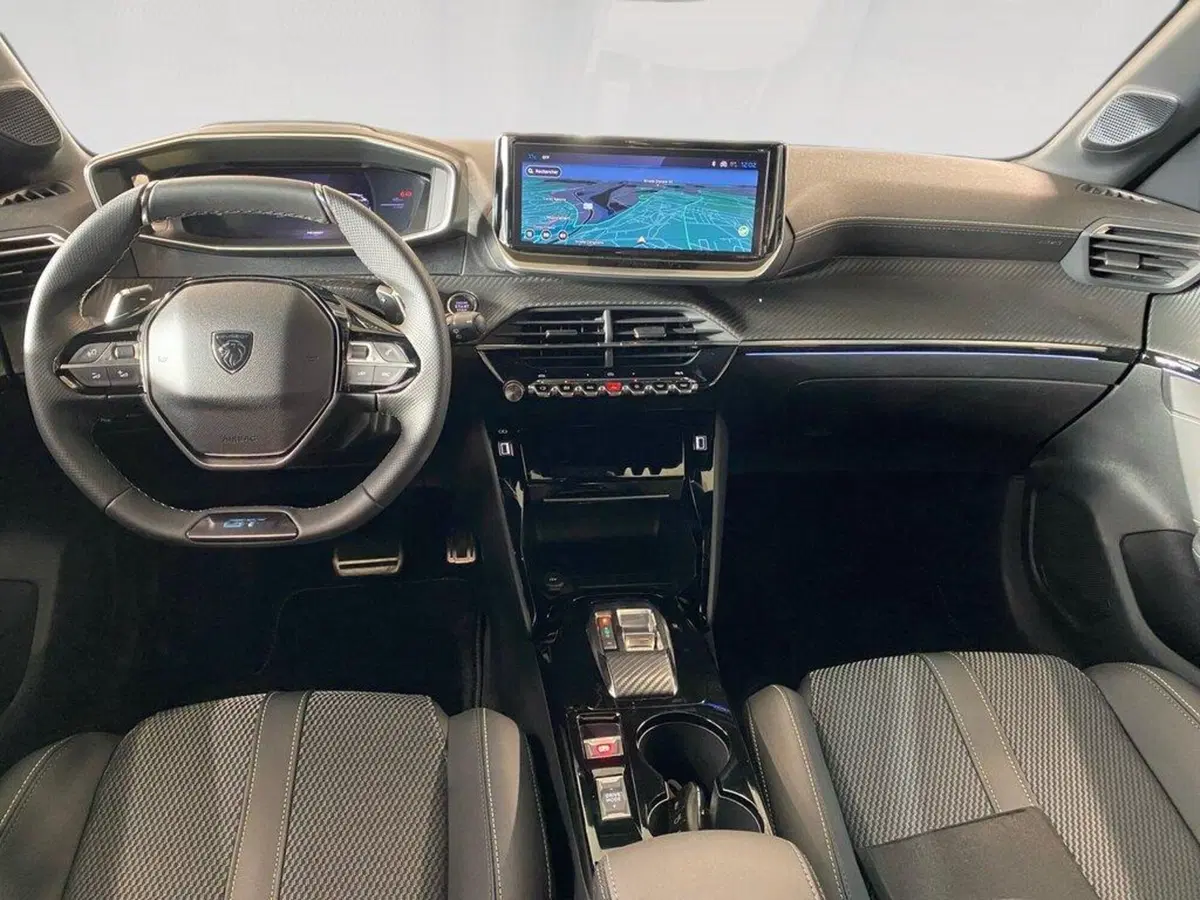 Peugeot 208 nuova a Torino (6)