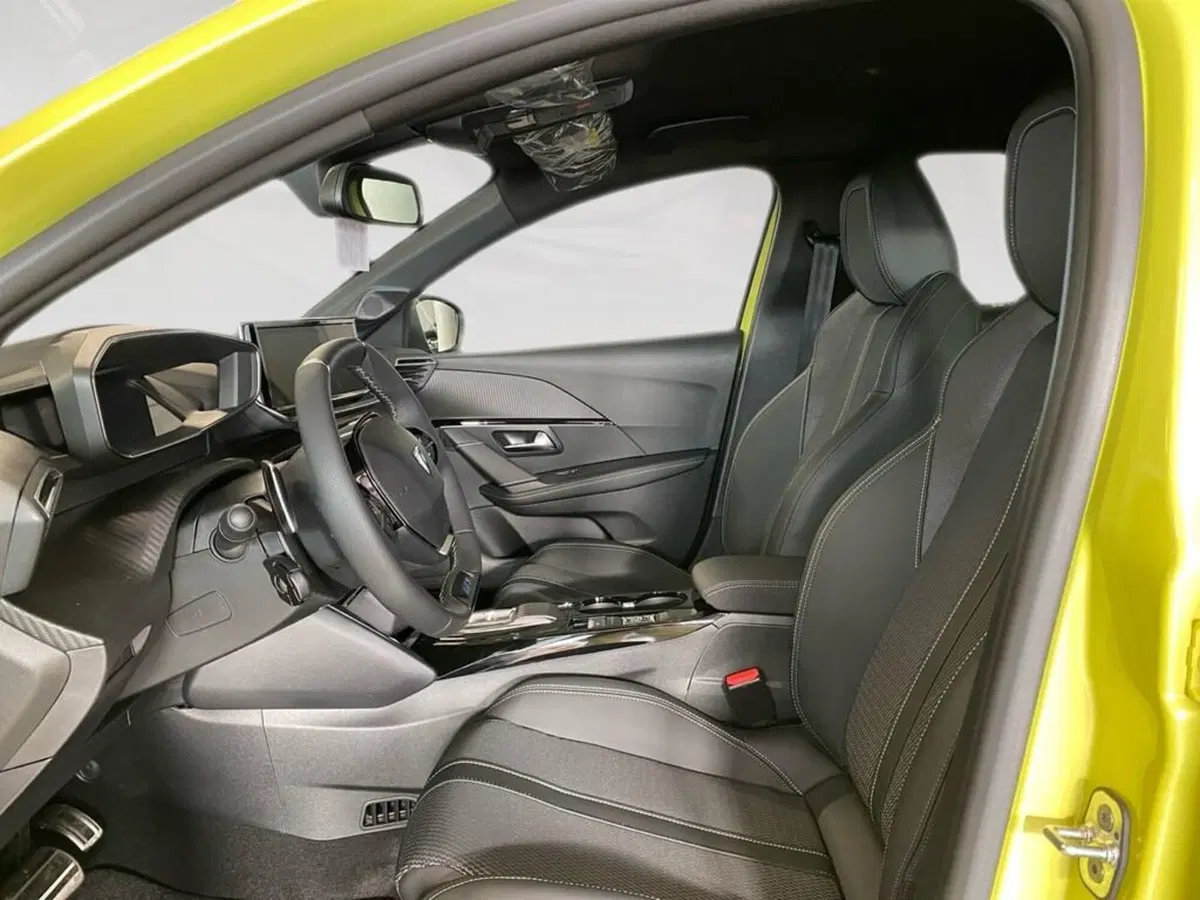 Peugeot 208 nuova a Torino (7)