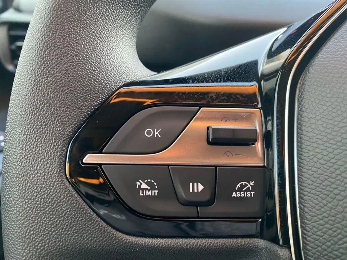 Peugeot Partner Furgone nuova a Torino (12)